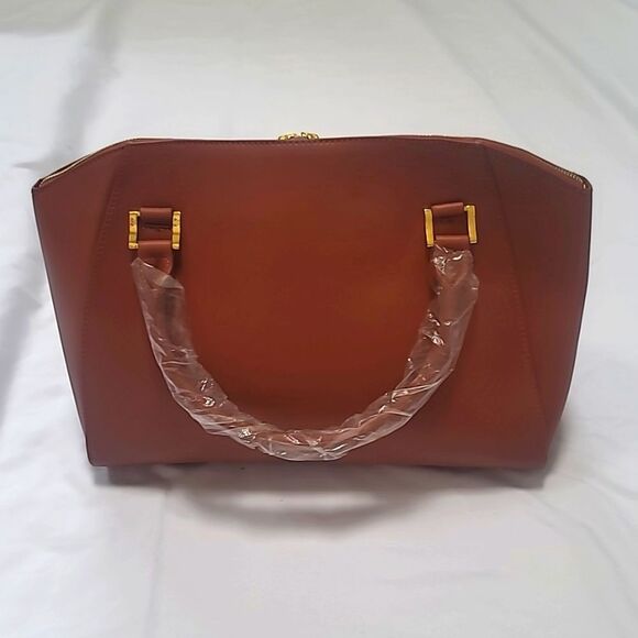 NWT, Joy & Iman Handbag w/ 3pc Set - Picture 4 of 7